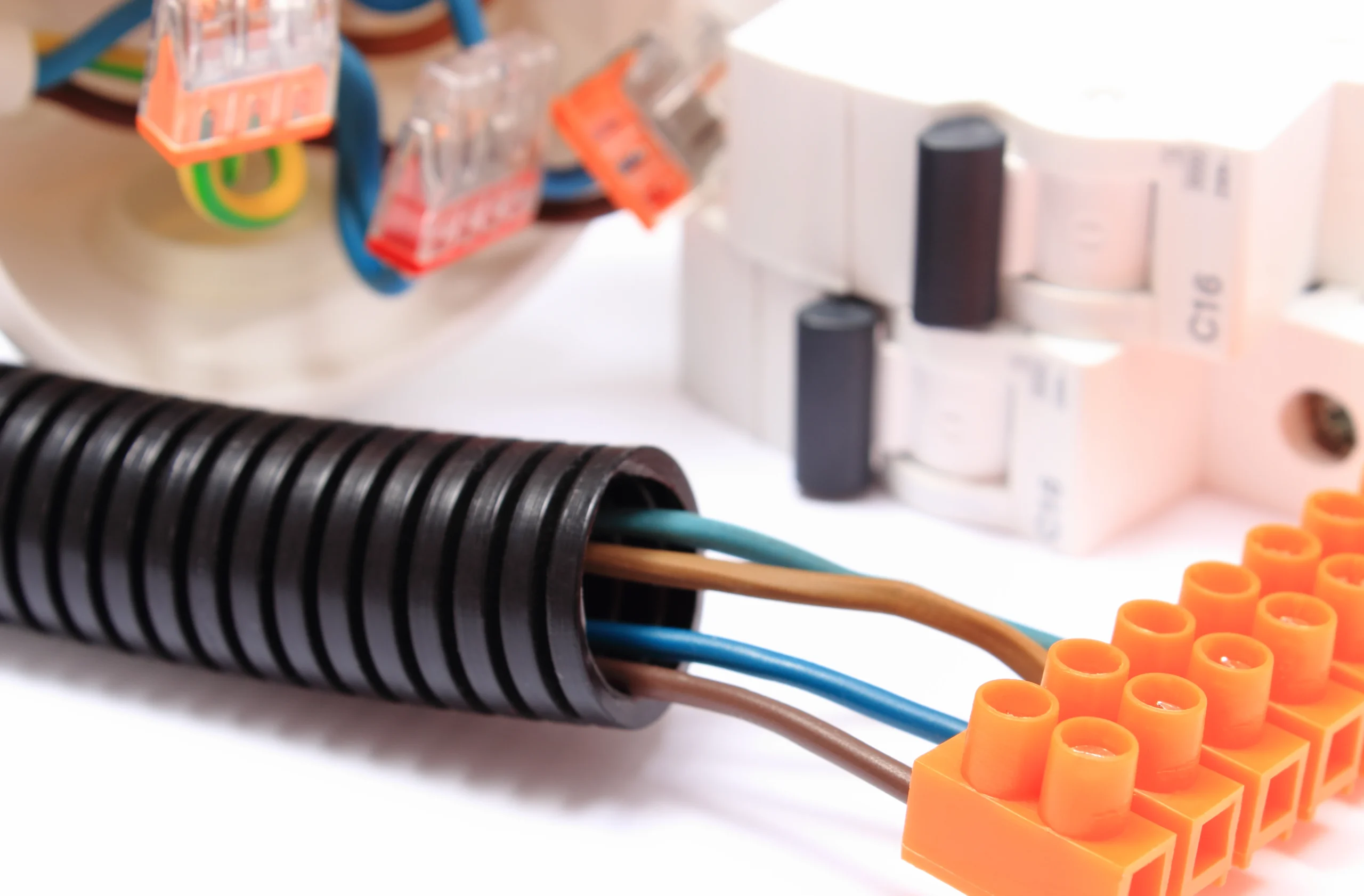 Corrugated plastic pipe